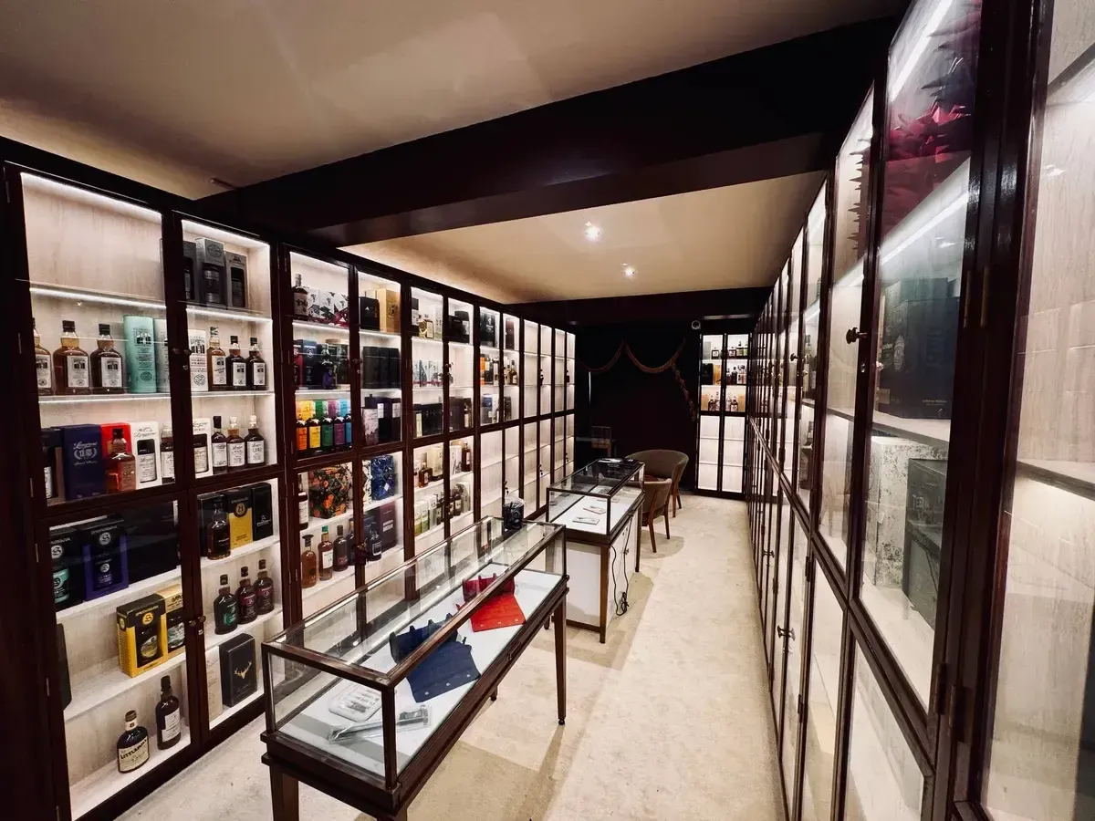 A whiskey showroom, serving as a place to sell my whisky